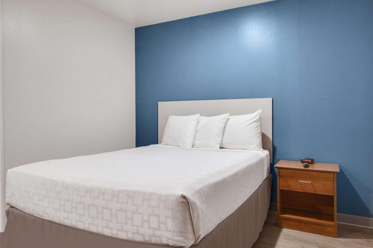Woodspring Suites Conroe Kültér fotó
