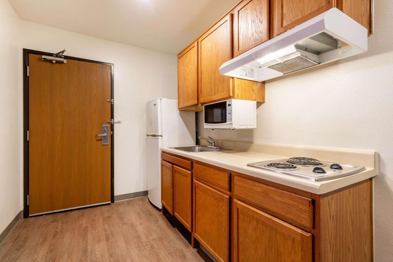 Woodspring Suites Conroe Kültér fotó